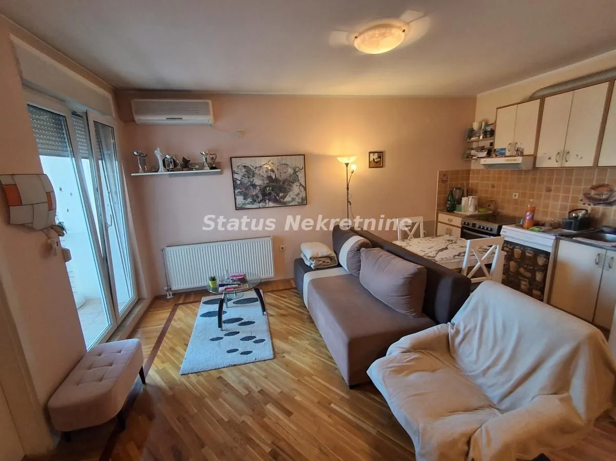 Prodaja, trosoban stan, 87m², Nova Detelinara, Novi Sad Sve Podlokacije