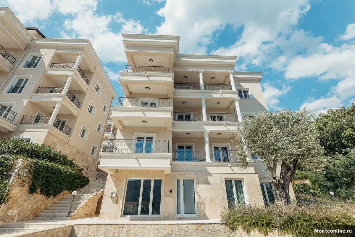 Prodaja, trosoban stan, 133m², Herceg Novi, Crna Gora