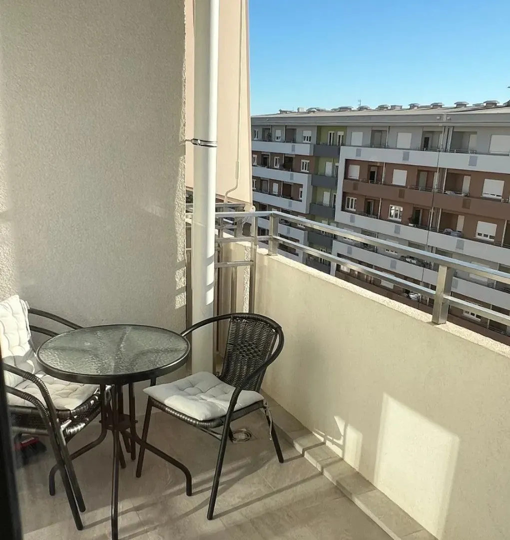 Prodaja, jednosoban stan, 49m², Central Point, Podgorica