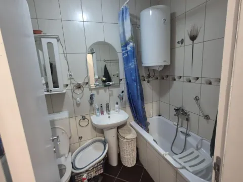 Prodaja, dvosoban stan, 64m², Stari grad, Novi Sad - image 11