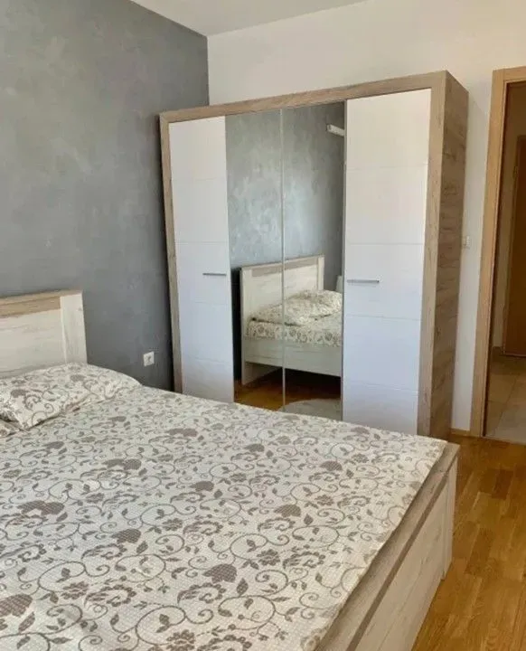 Rent, one bedroom apartment, 46m², Stari Aerodrom, Podgorica