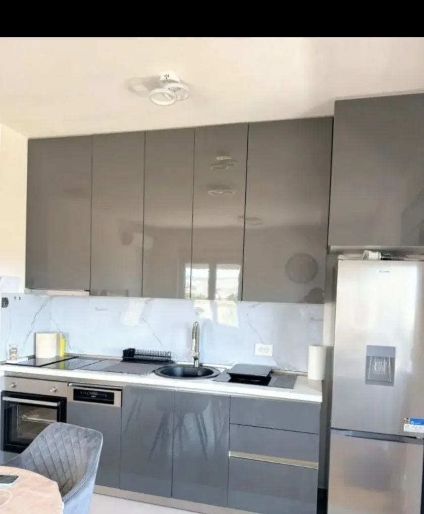Izdavanje, dvosoban stan, 66m², Stari Aerodrom, Podgorica