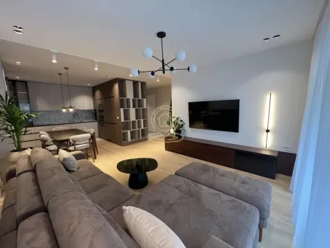 Rent, four bedroom apartment, 112m², Beograd, Srbija - image 1