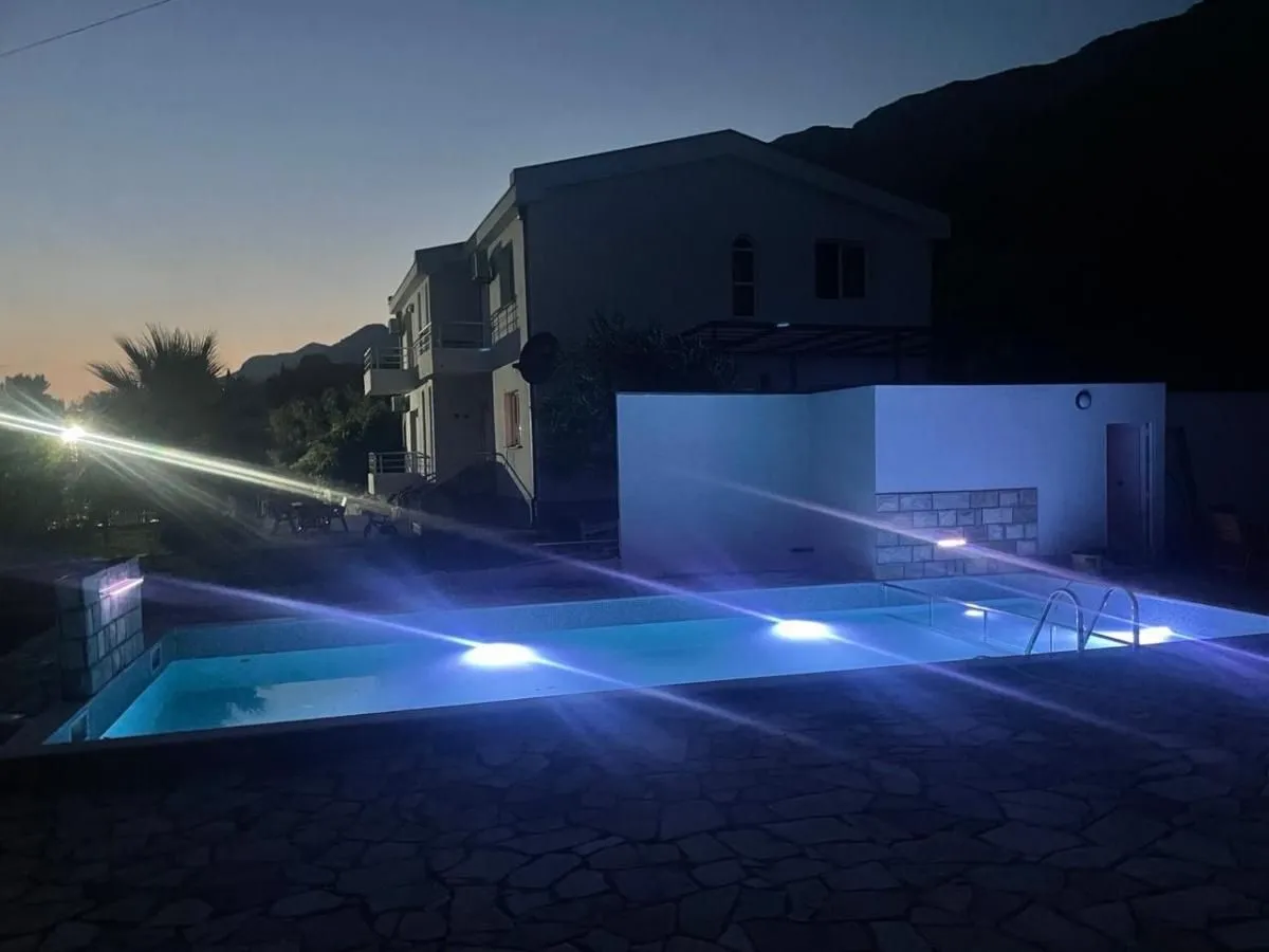 Sale, house, 360m², Sutomore, Bar