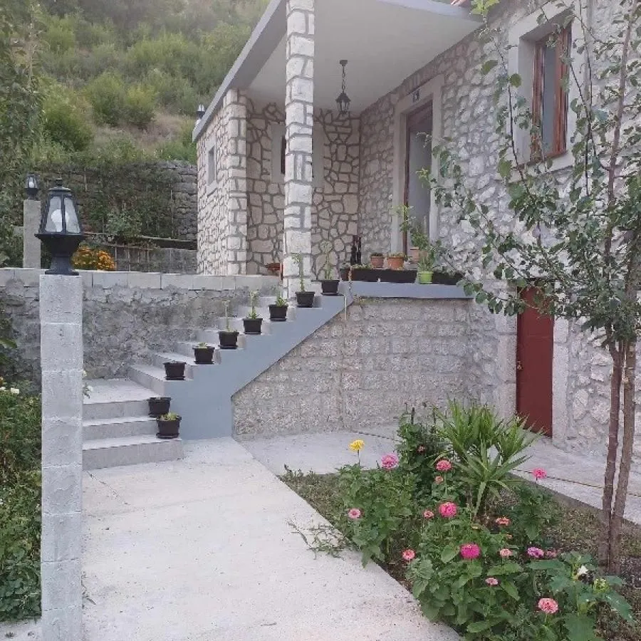 Prodaja, kuća, 90m², Danilovgrad, Crna Gora