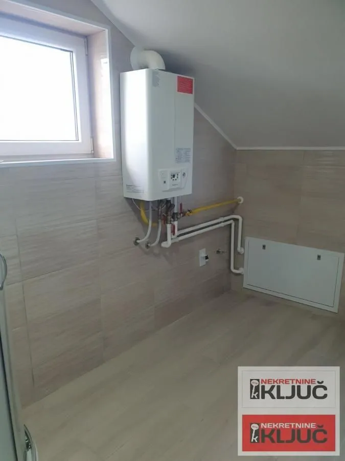 Prodaja, trosoban stan, 71m², Klisa, Novi Sad Sve Podlokacije