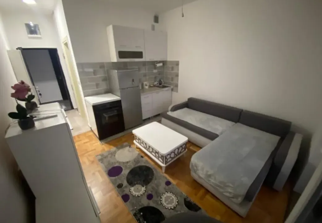 Izdavanje, garsonjera, 23m², Bar, Crna Gora