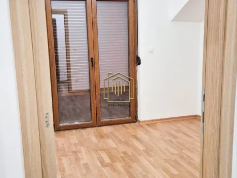 Prodaja, jednosoban stan, 41m², Stari Aerodrom, Podgorica - image 4