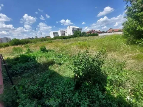 Zemljište in Krnjaca
