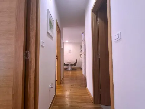 Rent, two bedroom apartment, 65m², City Kvart, Podgorica - image 6
