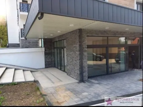 Prodaja,  poslovni prostor, 692m2, Centar, Zlatibor