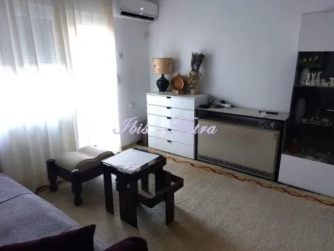 Izdavanje, dvosoban stan, 54m², Voždovac Sve Podlokacije, Beograd - image 2