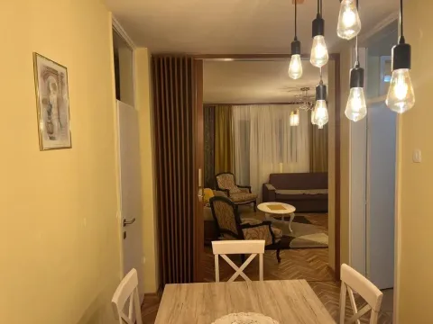 Rent, two bedroom apartment, 85m², Centar, Podgorica - image 24
