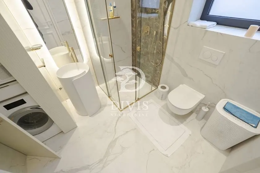 Prodaja, trosoban stan, 115m², Vračar Sve Podlokacije, Beograd