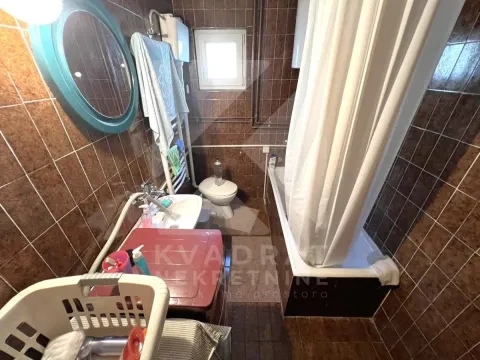 Prodaja, kuća, 159m², Malo Brdo, Podgorica - image 15