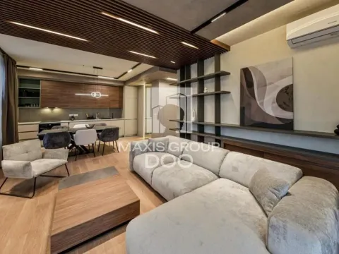 Izdavanje, trosoban stan, 89m², Savski Venac, Beograd - image 10