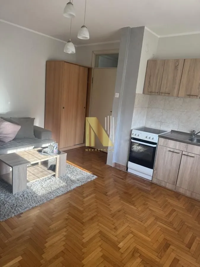 Prodaja, jednosoban stan, 36m², Rotkvarija, Novi Sad Sve Podlokacije
