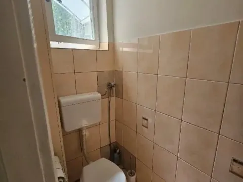 Rent, three bedroom apartment, 82m², Vračar Sve Podlokacije, Beograd - image 11