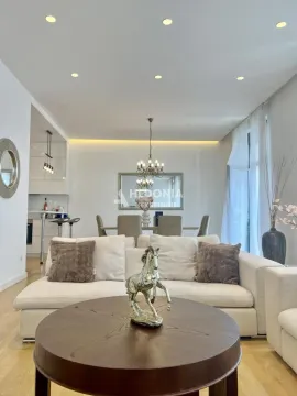 Izdavanje, trosoban stan, 205m², Novi Beograd Blok 65, Novi Beograd Sve Podlokacije - image 6