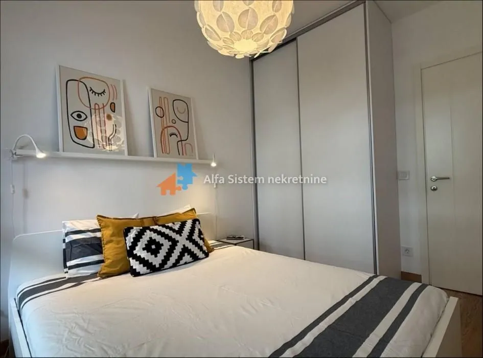 Izdavanje, dvosoban stan, 45m², Fon (Fon - Bilećka), Voždovac Sve Podlokacije