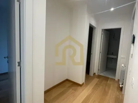 Sale, four bedroom apartment, 144m², Vračar Hram, Vračar Sve Podlokacije - image 4