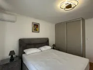 Izdavanje, dvosoban stan, 60m², Centar, Tivat - image 11