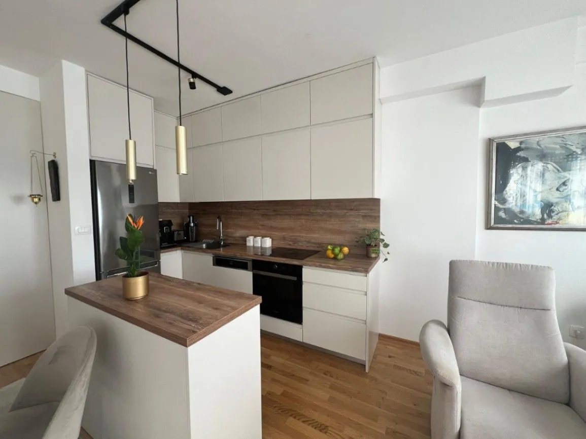 Prodaja, dvosoban stan, 63m², Mažina, Tivat
