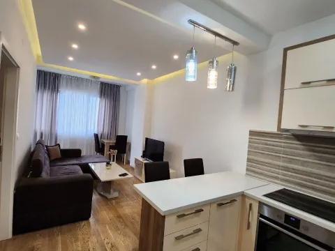 Izdavanje, jednosoban stan, 41m², Budva, Crna Gora - image 4