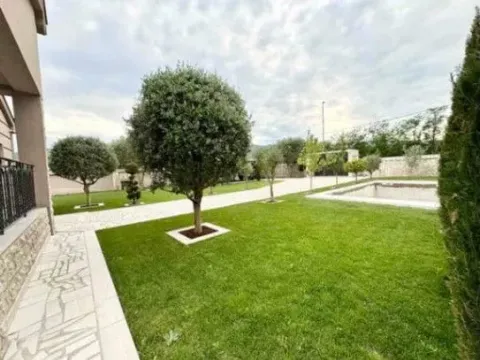 Izdavanje, kuća, 140m², Donja Gorica, Podgorica - image 4