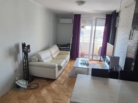 Sale, two bedroom apartment, 42m², Bulevar Evrope, Novi Sad Sve Podlokacije - image 2