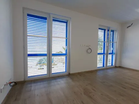 Prodaja, stan, 40m², Sutomore, Bar - image 6