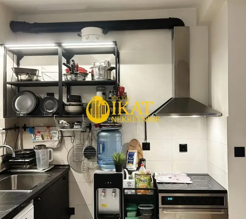 Prodaja, trosoban stan, 74m², Neimar, Vračar Sve Podlokacije