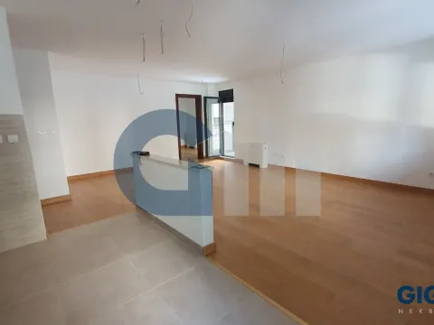 Prodaja, trosoban stan, 80m², Autokomanda, Voždovac Sve Podlokacije - image 1