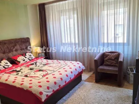 Prodaja, četvorosoban stan, 116m², Grbavica, Novi Sad Sve Podlokacije - image 4