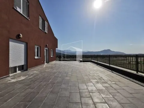 Rent, apartment, 70m², Stari Aerodrom, Podgorica - image 15