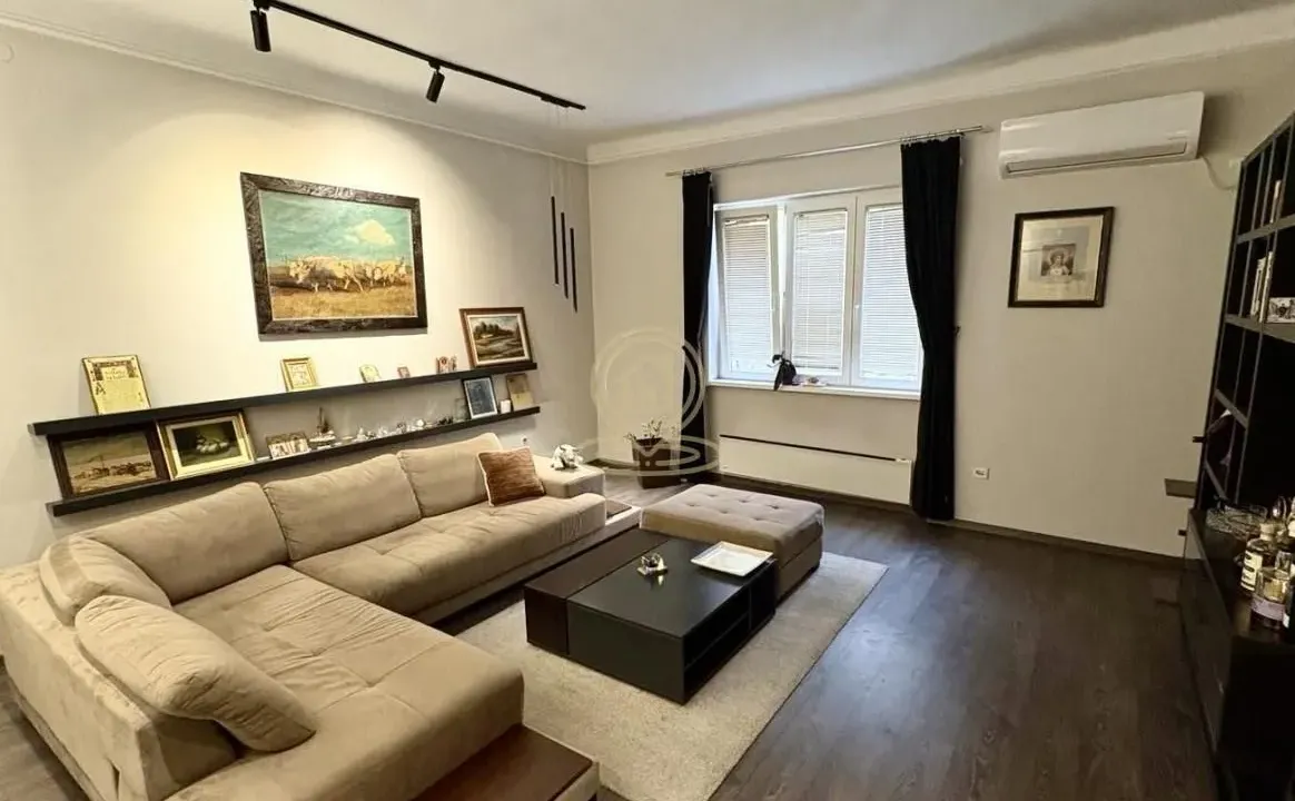 Izdavanje, dvosoban stan, 58m², Hala Pionir, Palilula Sve Podlokacije