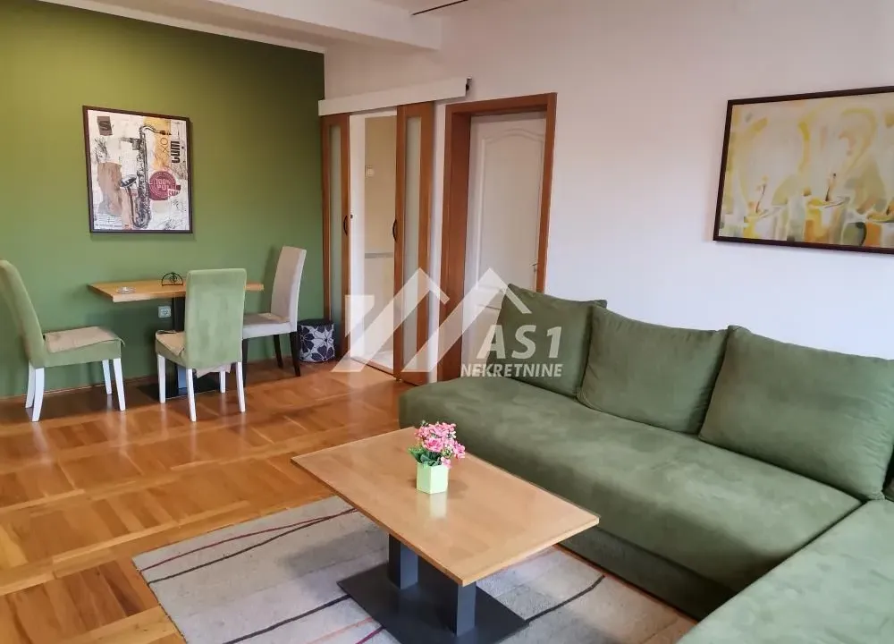 Izdavanje, dvosoban stan, 49m², Rotkvarija, Novi Sad Sve Podlokacije