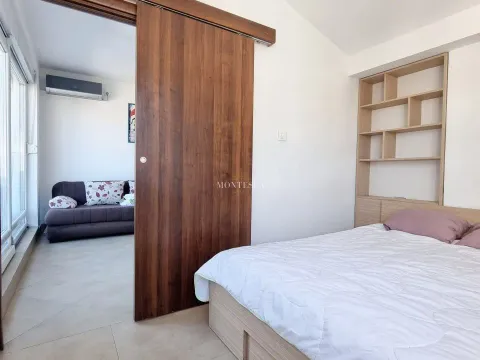 Rent, one bedroom apartment, 38m², Centar, Budva - image 6