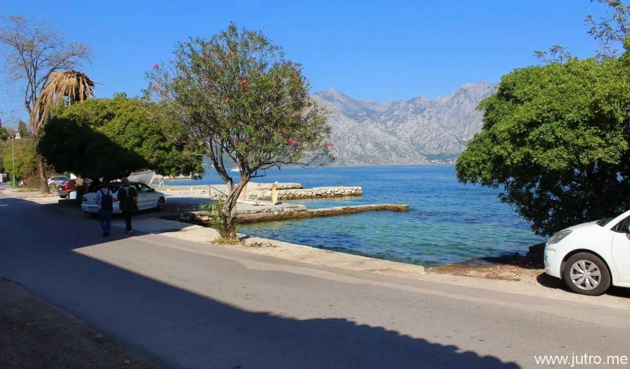 Prodaja, kuća, 230m², Prčanj, Kotor