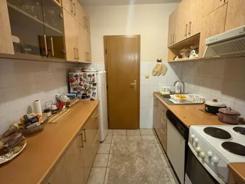 Prodaja, trosoban stan, 90m², Zagorič, Podgorica - image 11