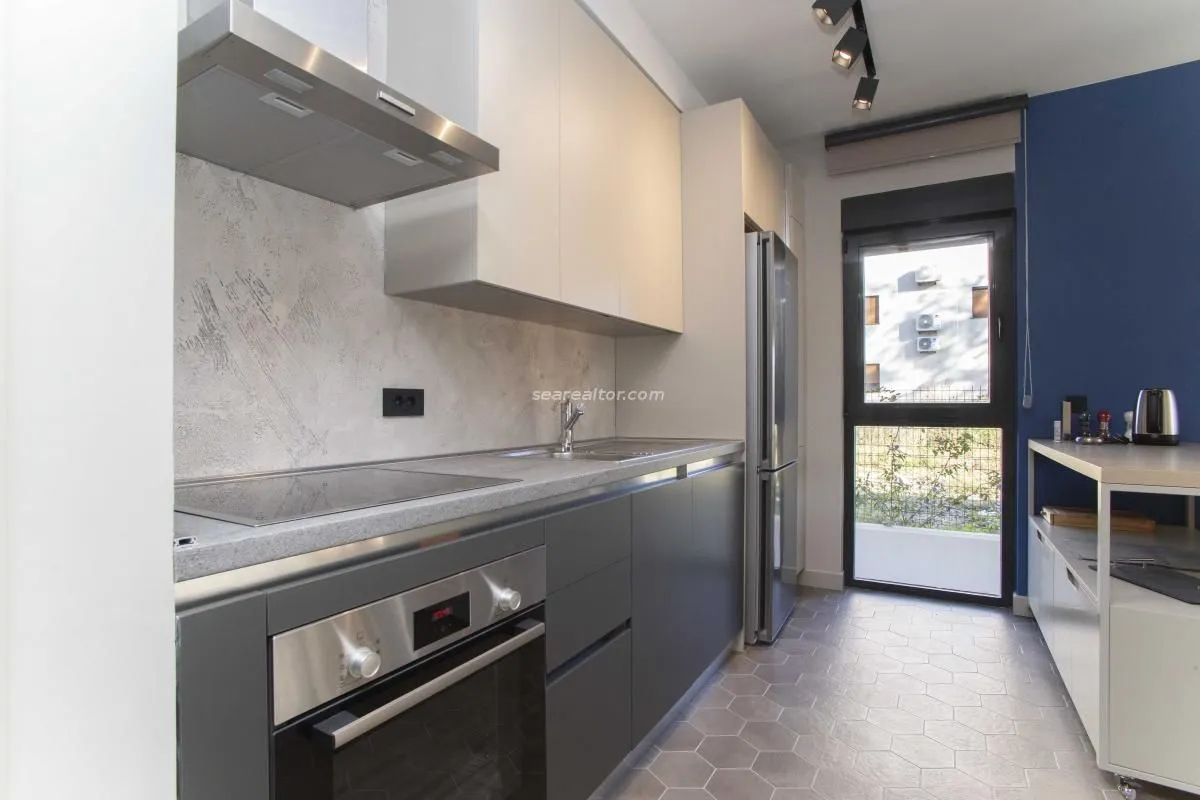 Prodaja, jednosoban stan, 125m², Donja Lastva, Tivat