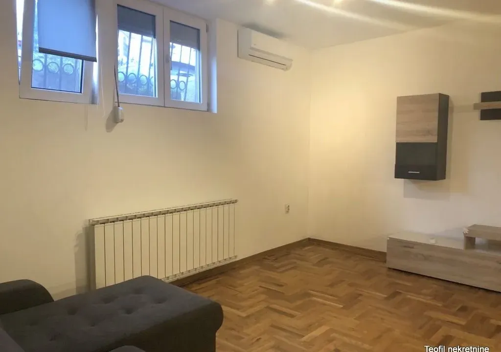 Sale, two bedroom apartment, 46m², Zemun Gornji Grad, Zemun Sve Podlokacije