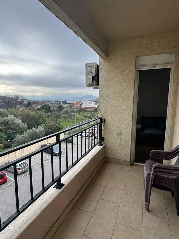 Rent, two bedroom apartment, 70m², City Kvart, Podgorica