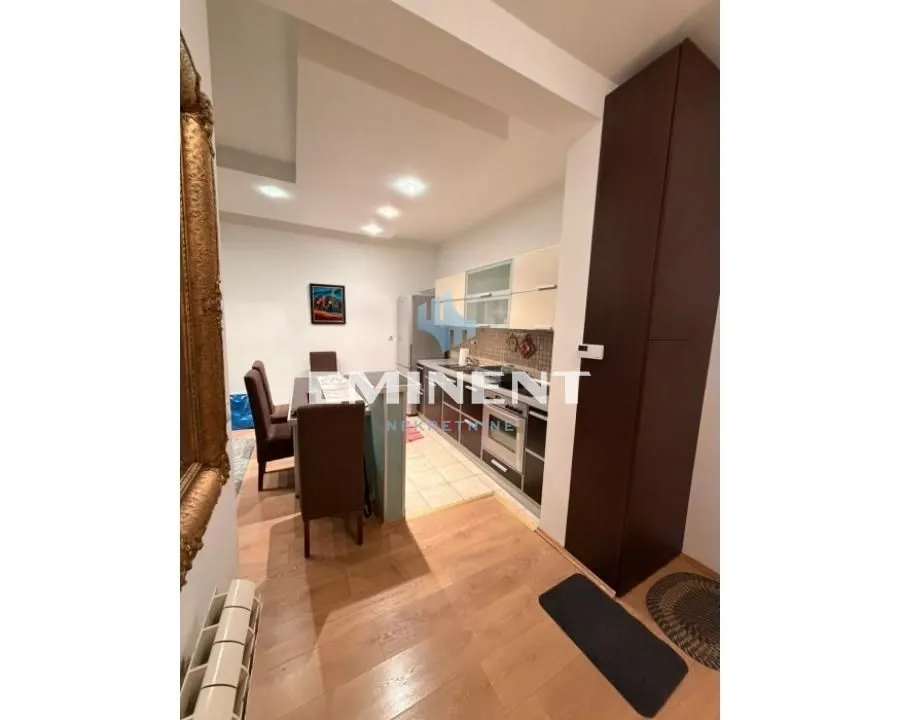 Izdavanje, dvosoban stan, 62m², Lekino Brdo, Voždovac Sve Podlokacije