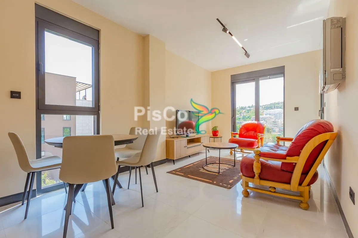 Izdavanje, jednosoban stan, 43m², Centar, Podgorica