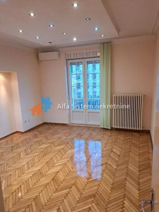 Rent, office space, 130m², Stari Grad, Beograd