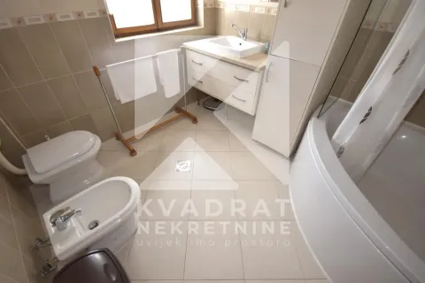 Rent, house, 200m², Dalmatinska ulica, Podgorica - image 22