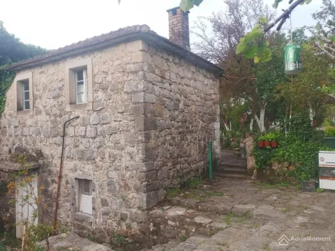 Kuća in Zelenika