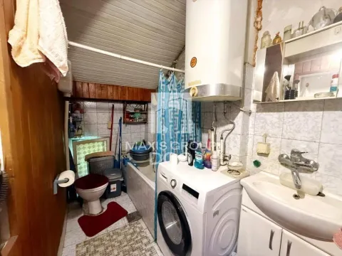 Sale, three bedroom apartment, 70m², Stari Grad, Beograd - image 11