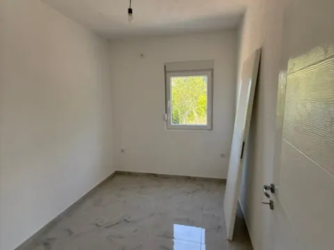 Sale, house, 150m², Dobre Vode, Bar - image 2